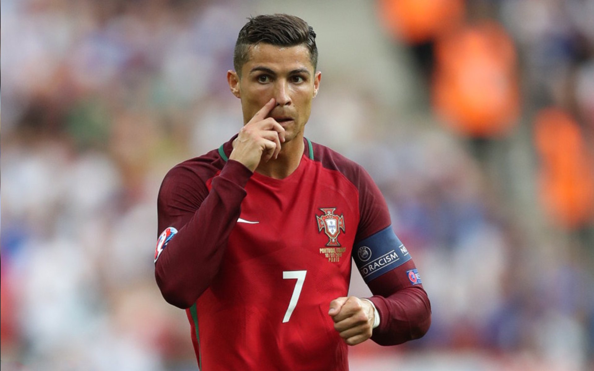 乐鱼体育app官网下载-赛季必看：十大激烈焦点对决回顾，联赛焦点